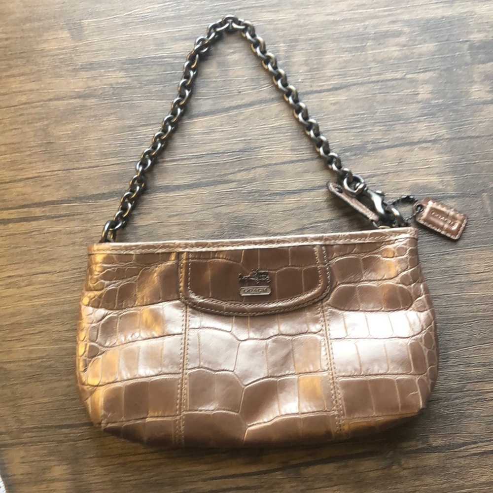Coach Bag in Embossed Brown Leather